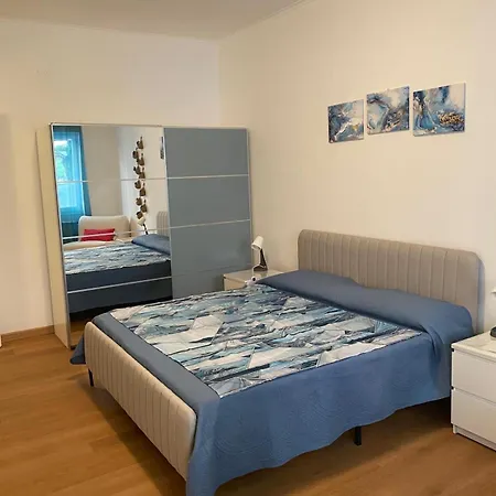Azzurra House Appartement Ostie